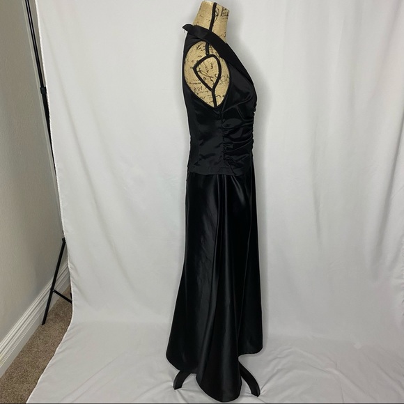 Tadashi Shoji Black Ruched A Line Gown - Picture 8 of 15